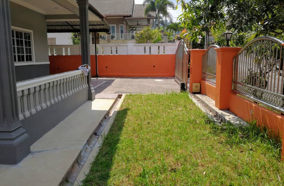 d02e86d7-2212-42b9-abf2-fd3966a61b96