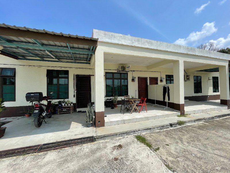 bc9bd8b9-f751-44b2-9dd2-33a66f614f70