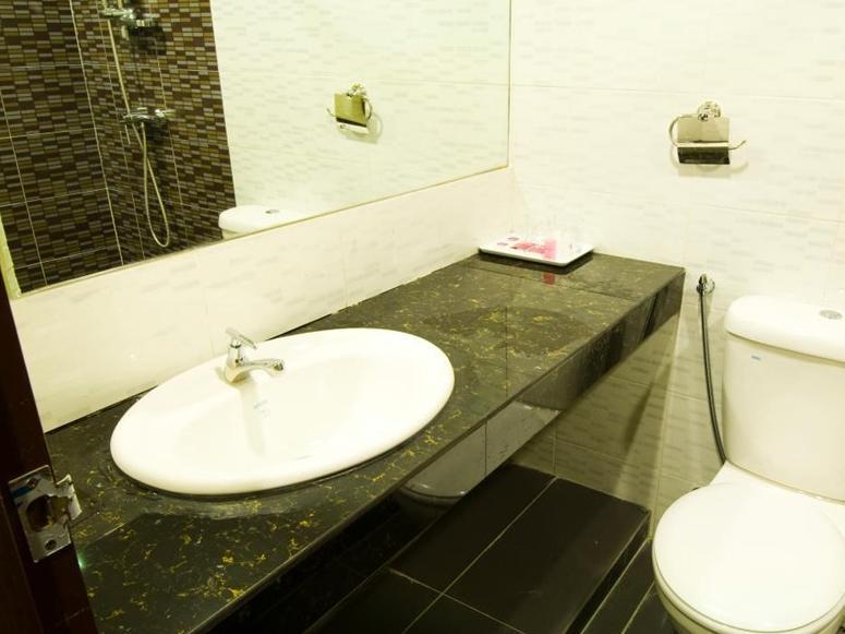 336862_120619161812608