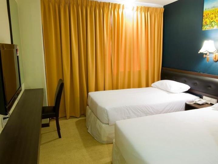 336862_120619163529472