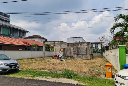 Bungalow land Desa Subang Permai
