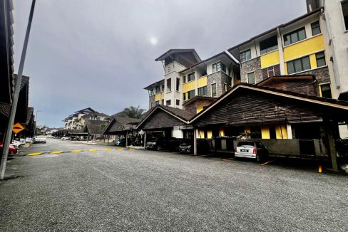 Townhouse Lake Valley Bandar Tun Hussein Onn 2 Cheras