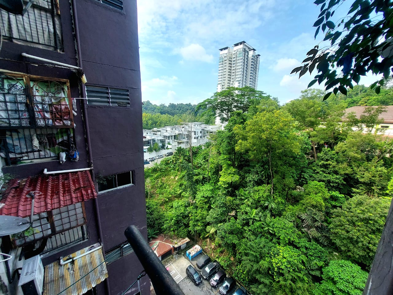 Kondo Rakyat Desa Pantai Pantai Dalam Kuala Lumpur