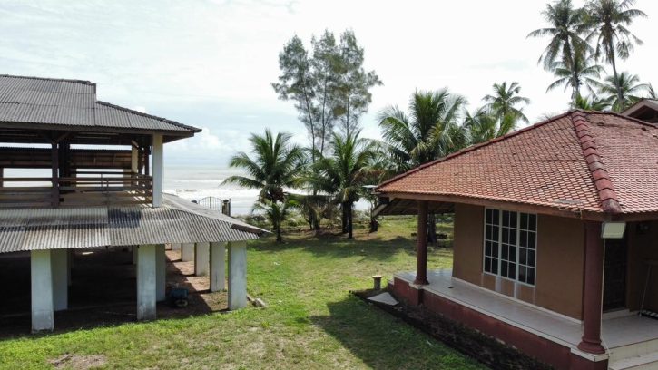 Pantai Baru Melawi Bachok