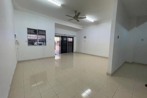 House Taman Manggis Jaya Banting